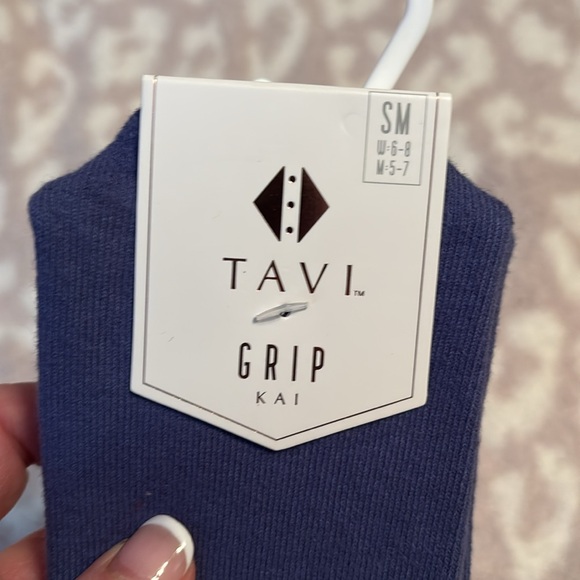 NWT Tavi Grip Kai Barre/Pilates Calf Socks, Size Small, Color: Tie Dye Stripe - Picture 4 of 12